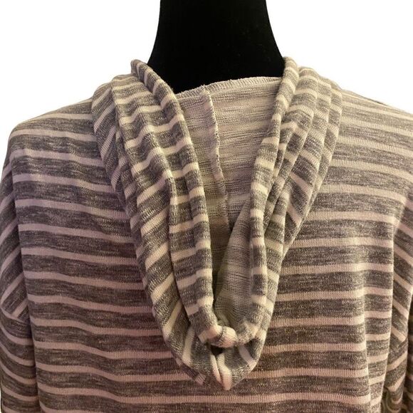 Entro Blueish Gray and White Lightweight Hoodie Top 3/4 Sleeves Sz M - Picture 8 of 13